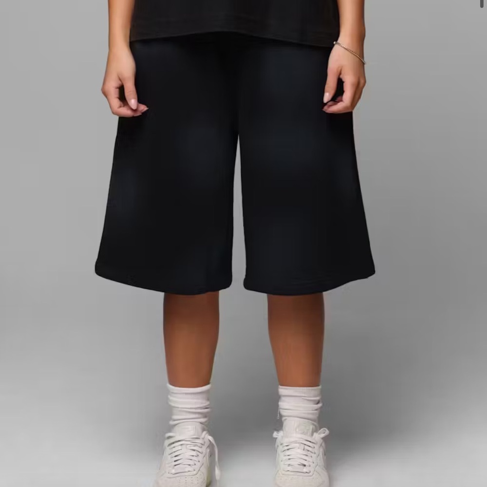 Loiter Premium Essentials Sweat Shorts Washed Black